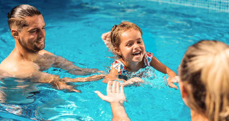 How Aquatic Fitness Helps Parents Manage Stress More Effectively