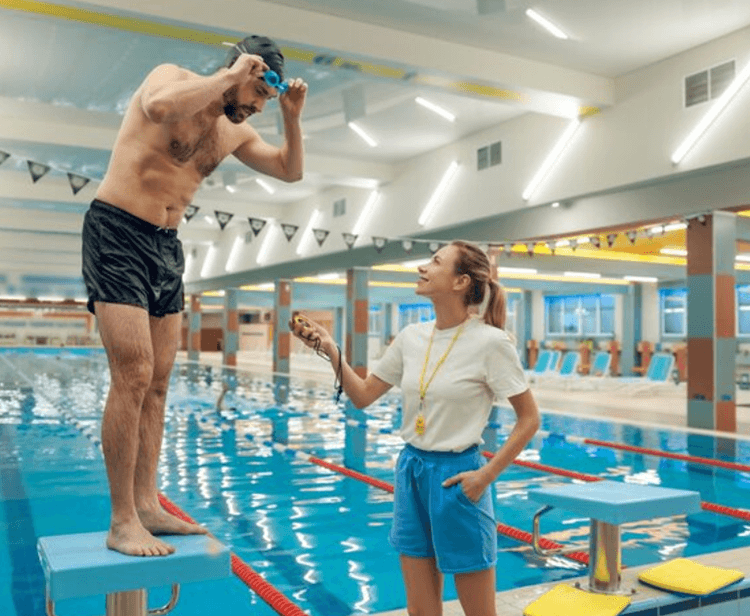 Baby Swimming Is Going Viral Among First Time Moms in the UK - Here's What the Science Actually says