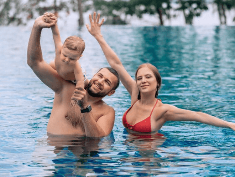 Swimming as a Bonding Time: Why More Families Are Ditching Netflix for the Pool