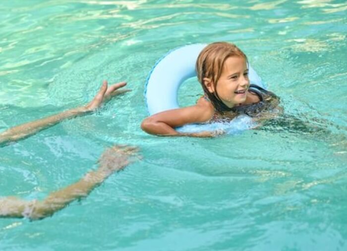 How Swimming Lessons Are Adapting To Busy Family Life