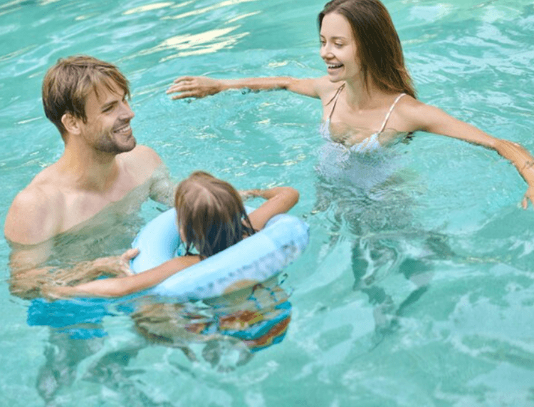 How Swimming Supports Stronger Family Communication