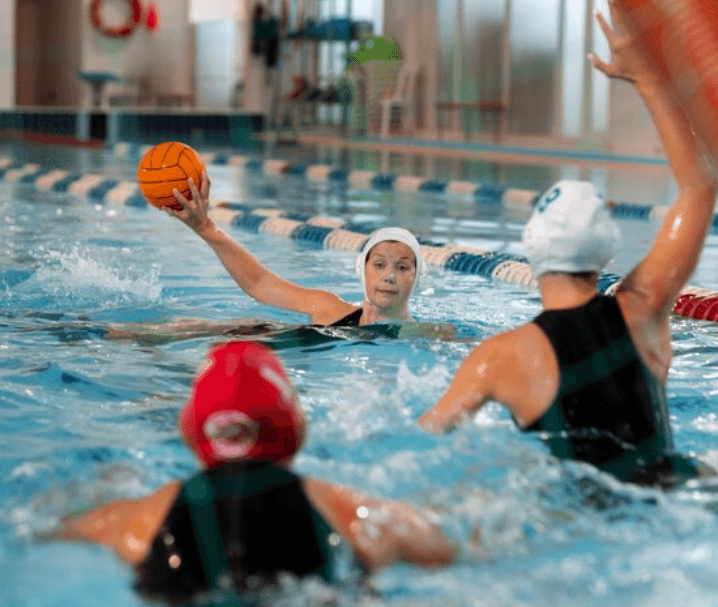 How Swimming Teaches Kids Persistence Better Than Team Sports