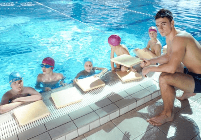 The Rise Of Holistic Swimming Programmes For Families
