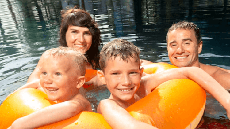 Why More Families Are Choosing Year Round Swimming Lessons