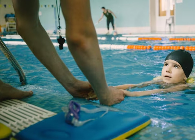 Why Swimming Schools Are Expanding Rapidly In The Uk