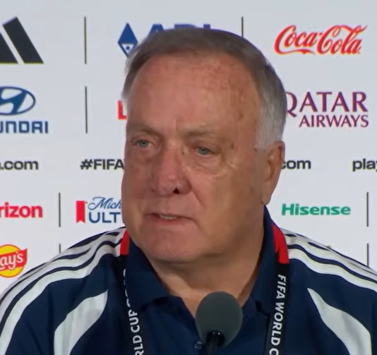 Dick Advocaat Quits Curacao Job Over Daughters Illness Just Months Before World Cup