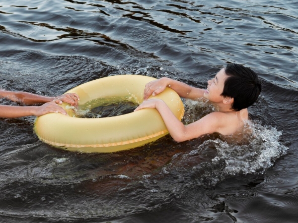 The Quiet Crisis How Toddler Water Safety Became This Summers Most Urgent Search Trend