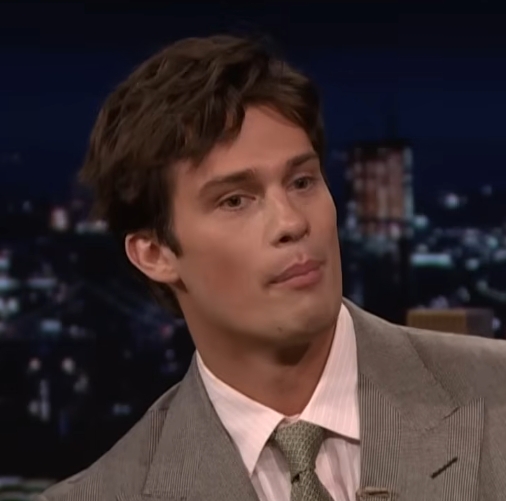 Nicholas Galitzine Workout